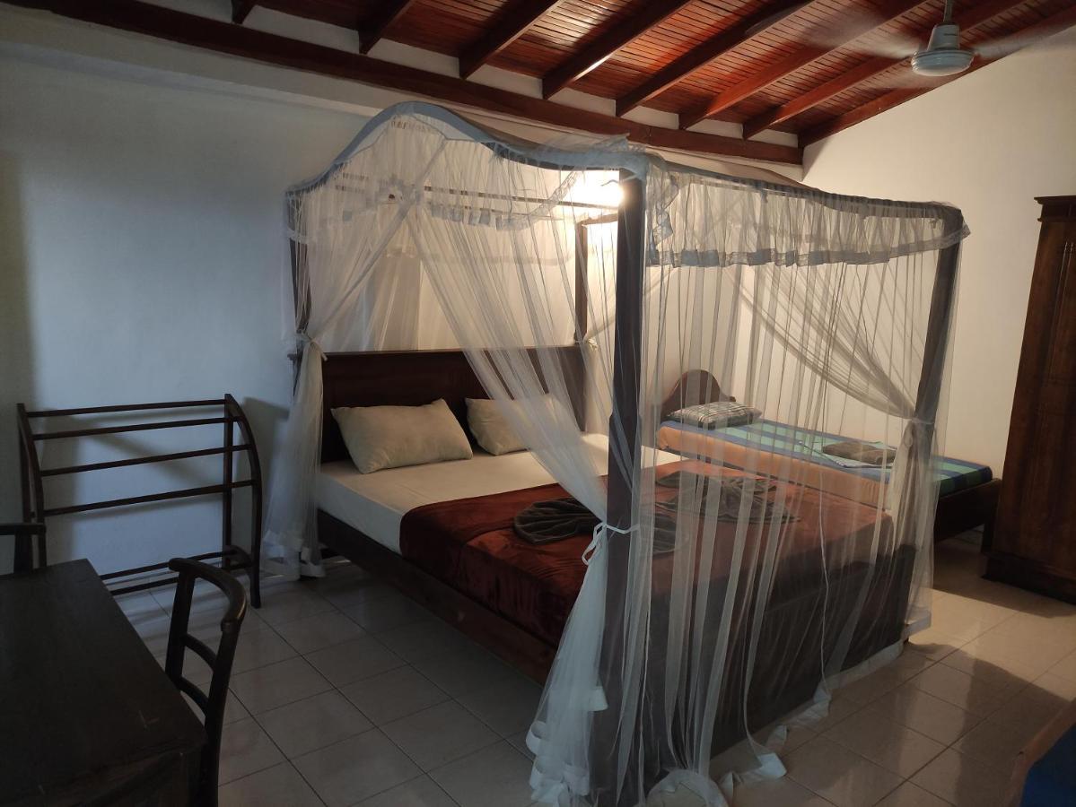 Crescent Resort Galle Extérieur photo