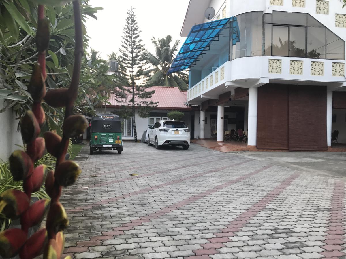 Crescent Resort Galle Extérieur photo